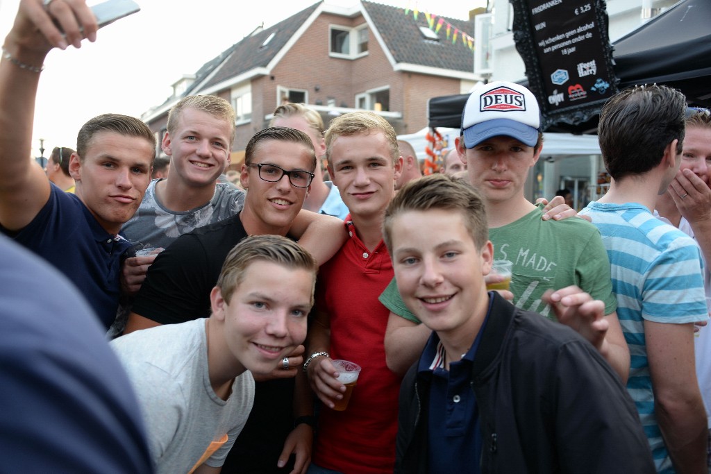 ../Images/Zomercarnaval Noordwijkerhout 375.jpg